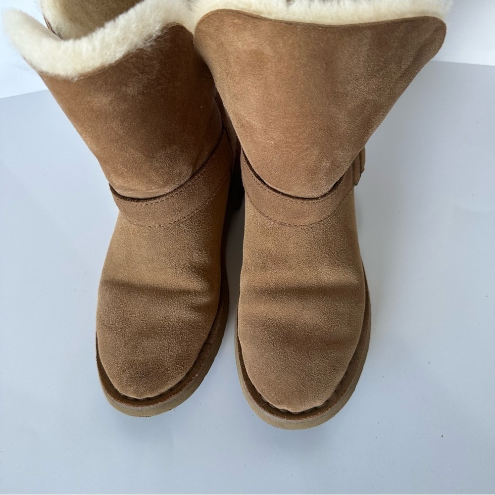 Ugg ankle woman’s boots - Picture 8 of 9